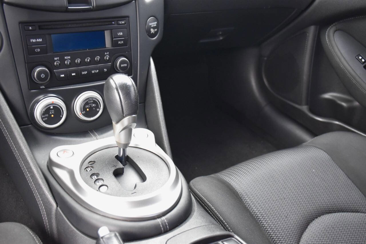 Used 2016 Nissan 370Z Touring w/ Aerodynamics Package image 15