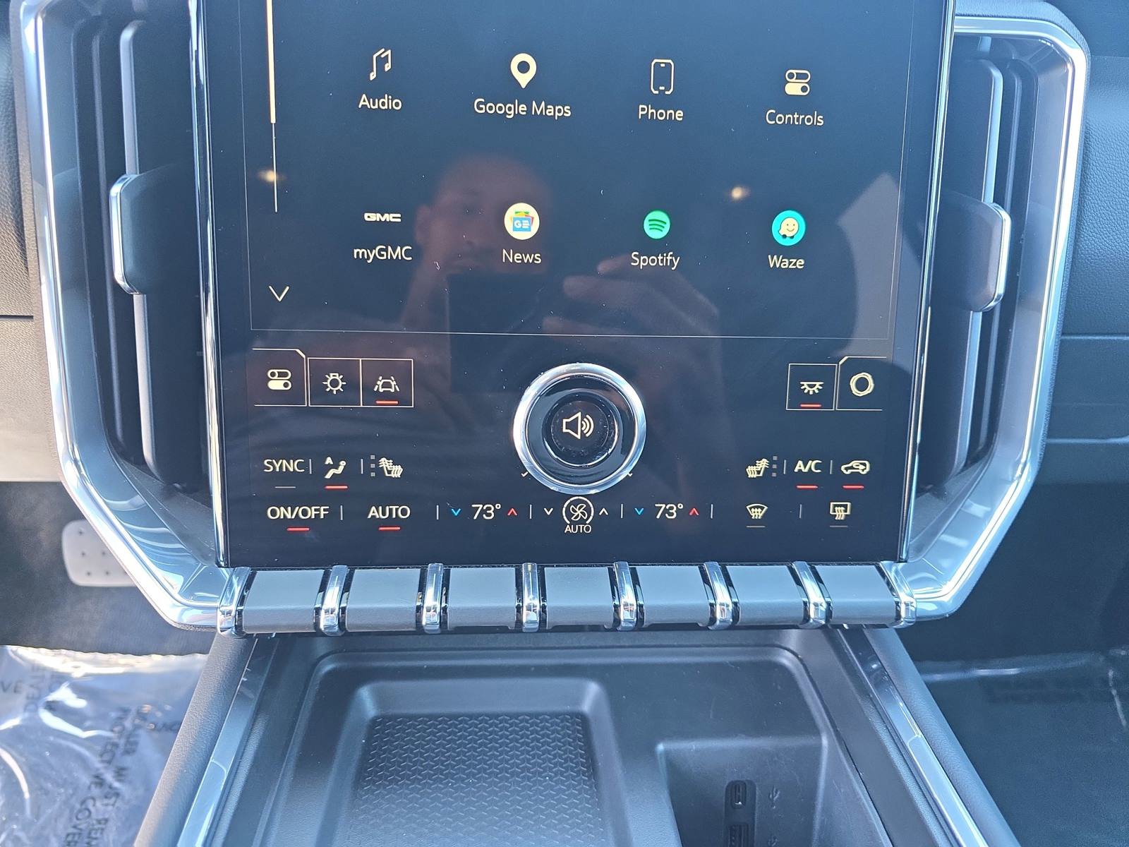 Used 2024 GMC Acadia Elevation w/ Black Edition FWD image 23