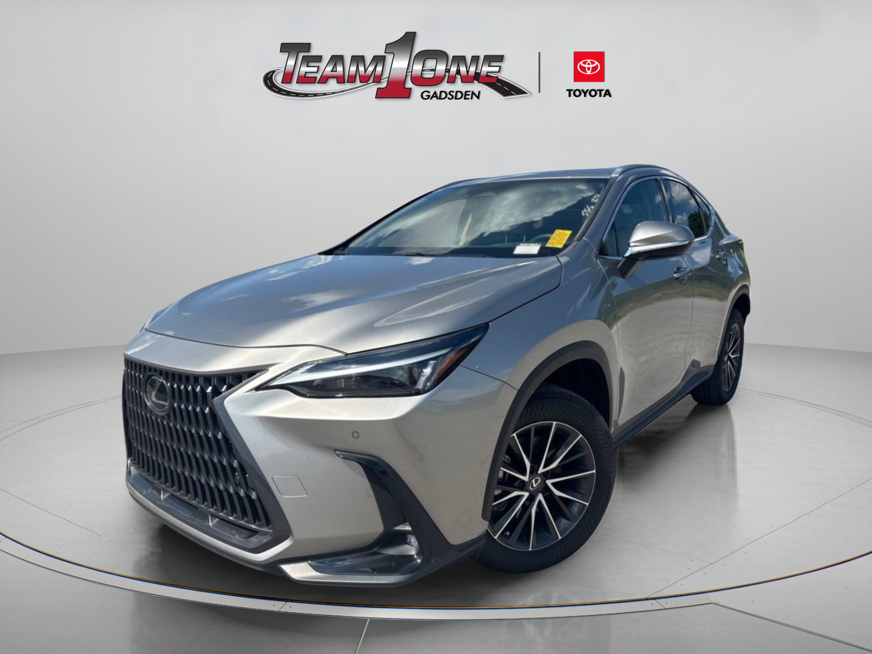 Used 2024 Lexus NX 250 FWD w/ Cold Area Package image 4