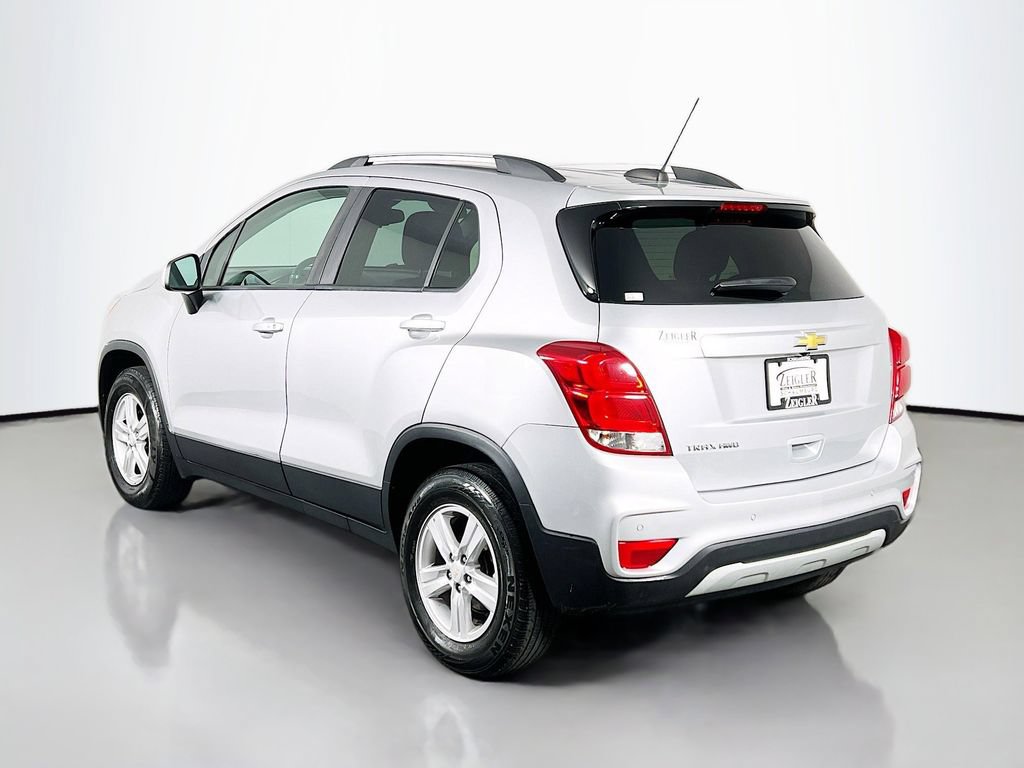 Used 2022 Chevrolet Trax LT w/ Driver Confidence Package AWD/4WD image 7