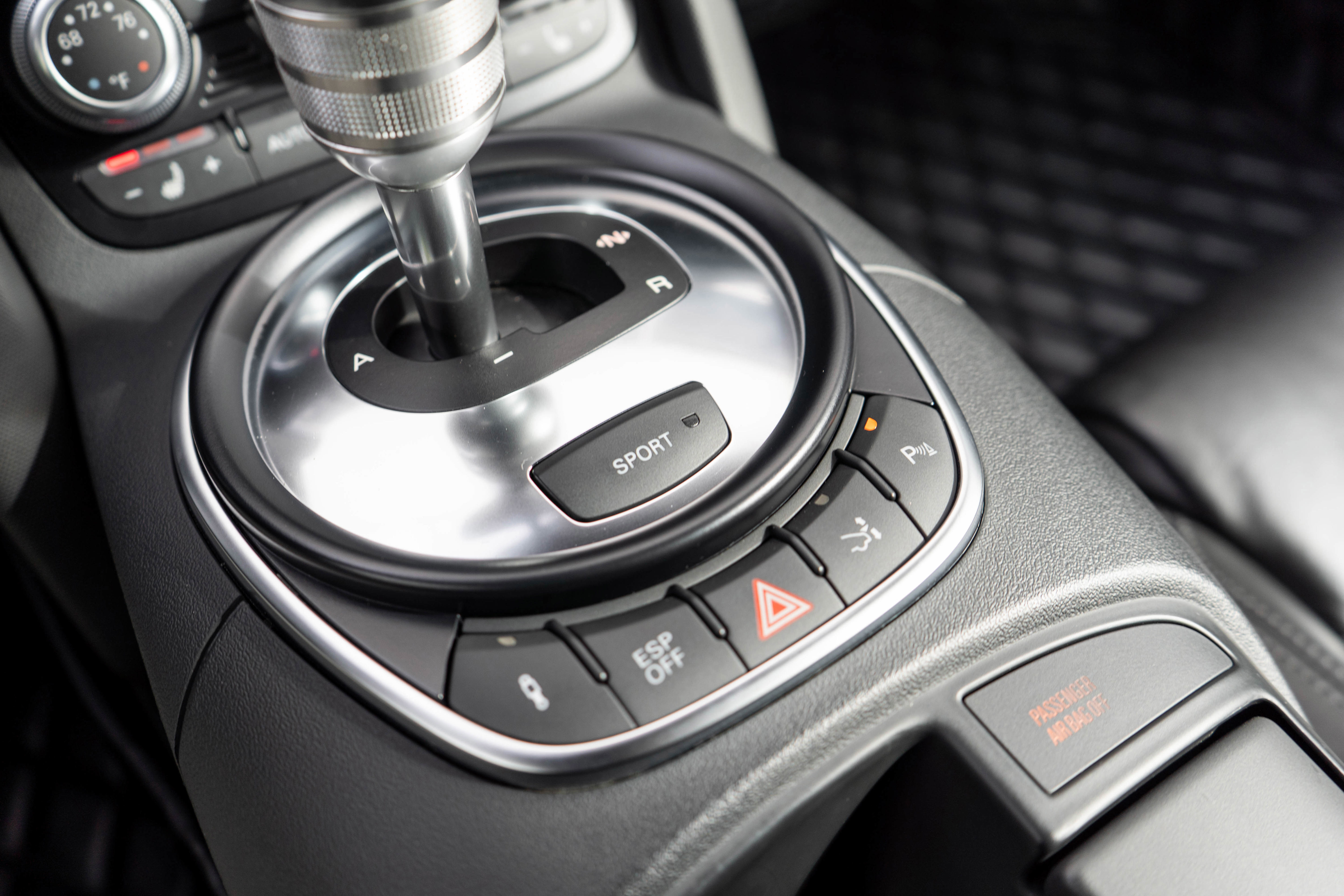 Used 2009 Audi R8 V8 image 23