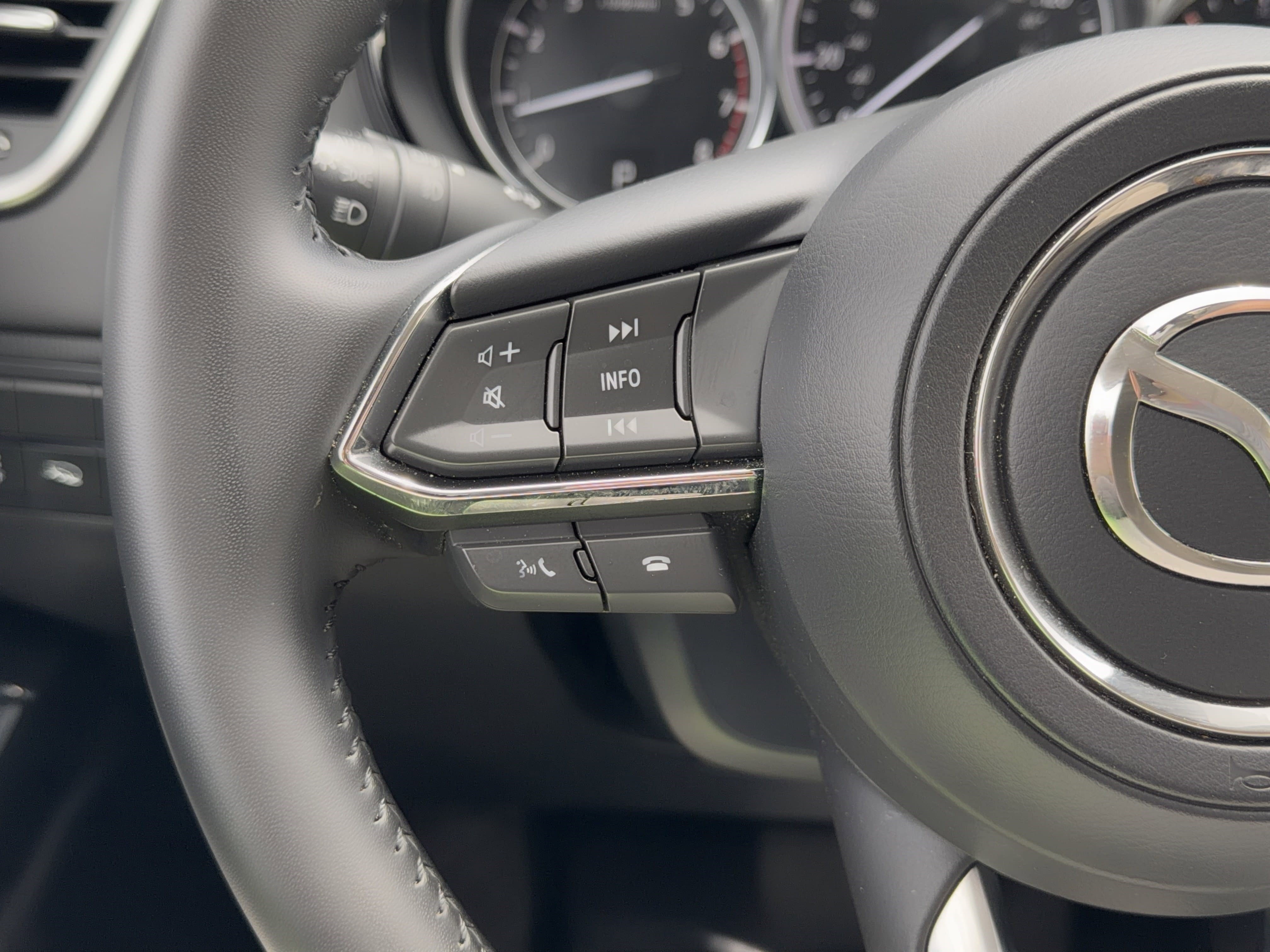 Used 2023 MAZDA CX-9 Touring Plus image 21