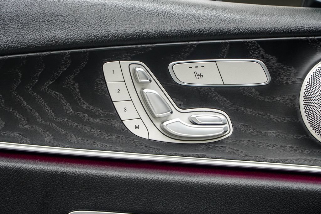 Used 2023 Mercedes-Benz E 350 Sedan image 39