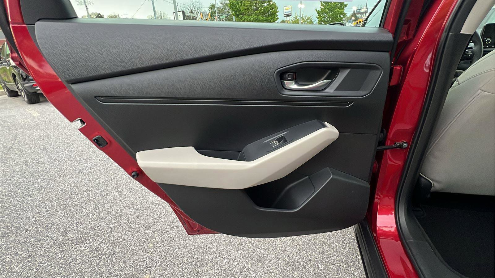 Used 2024 Honda Accord EX image 17