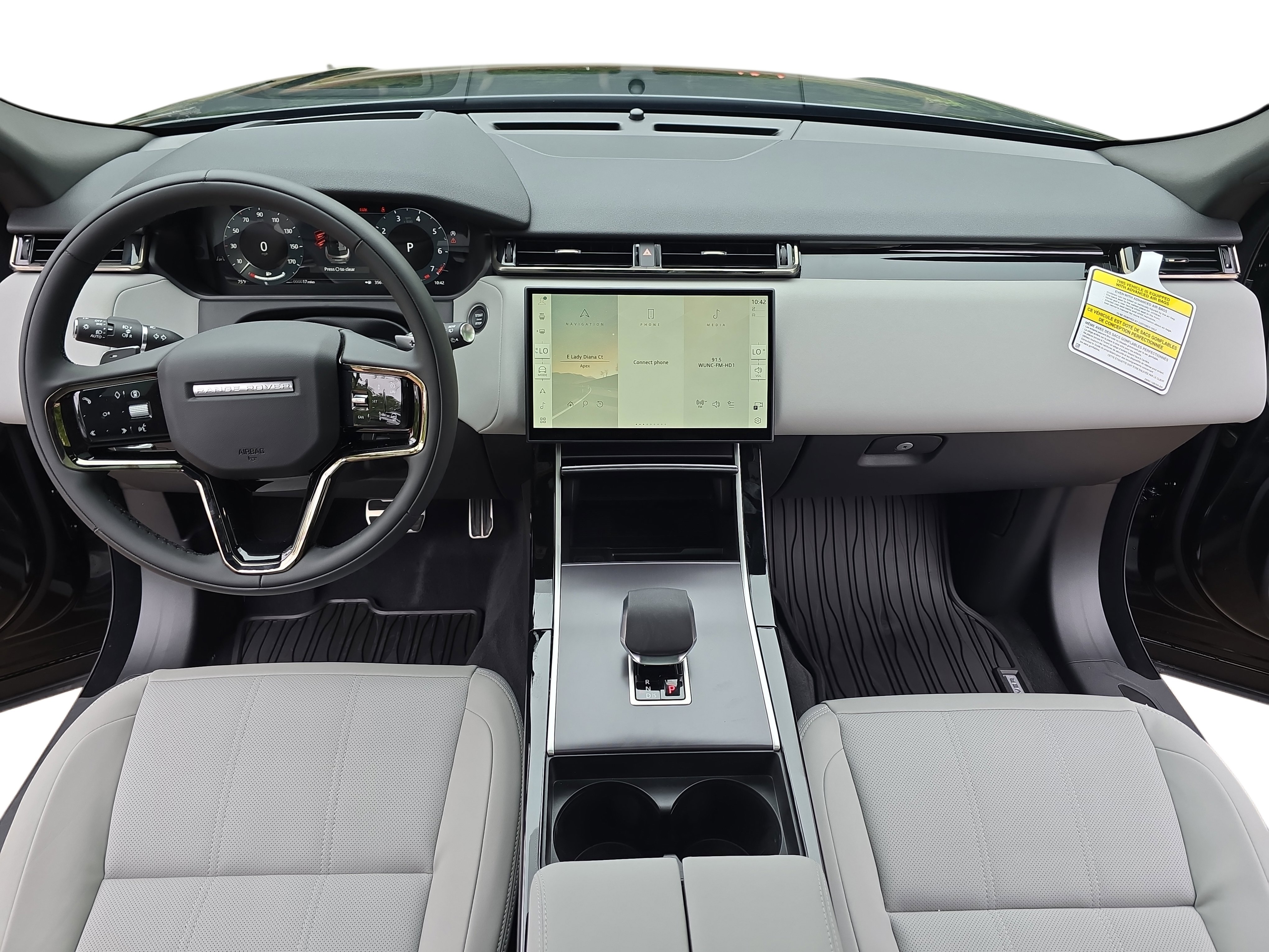 New 2026 Land Rover Range Rover Velar Dynamic SE image 9