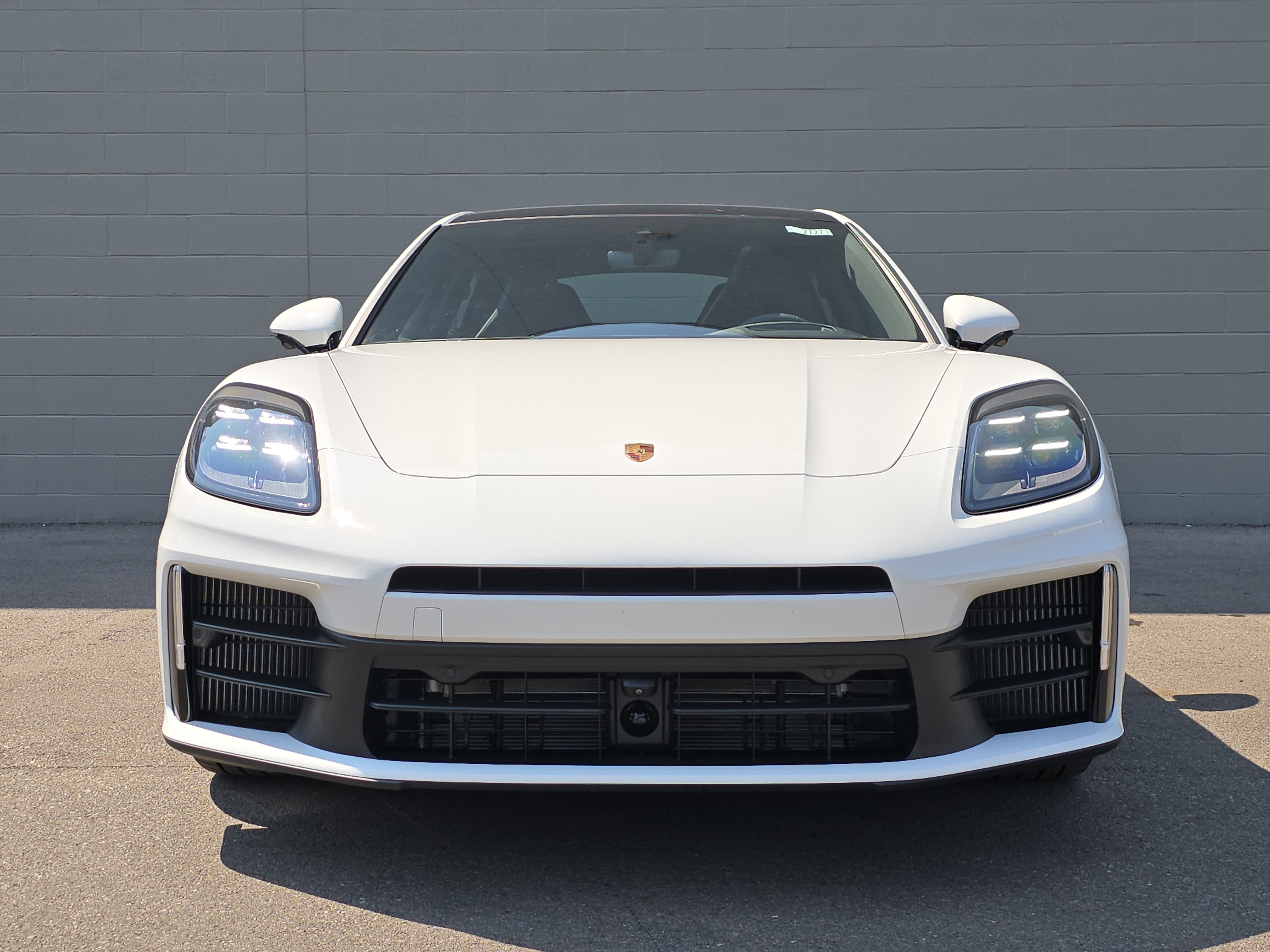 New 2025 Porsche Panamera 4 image 6