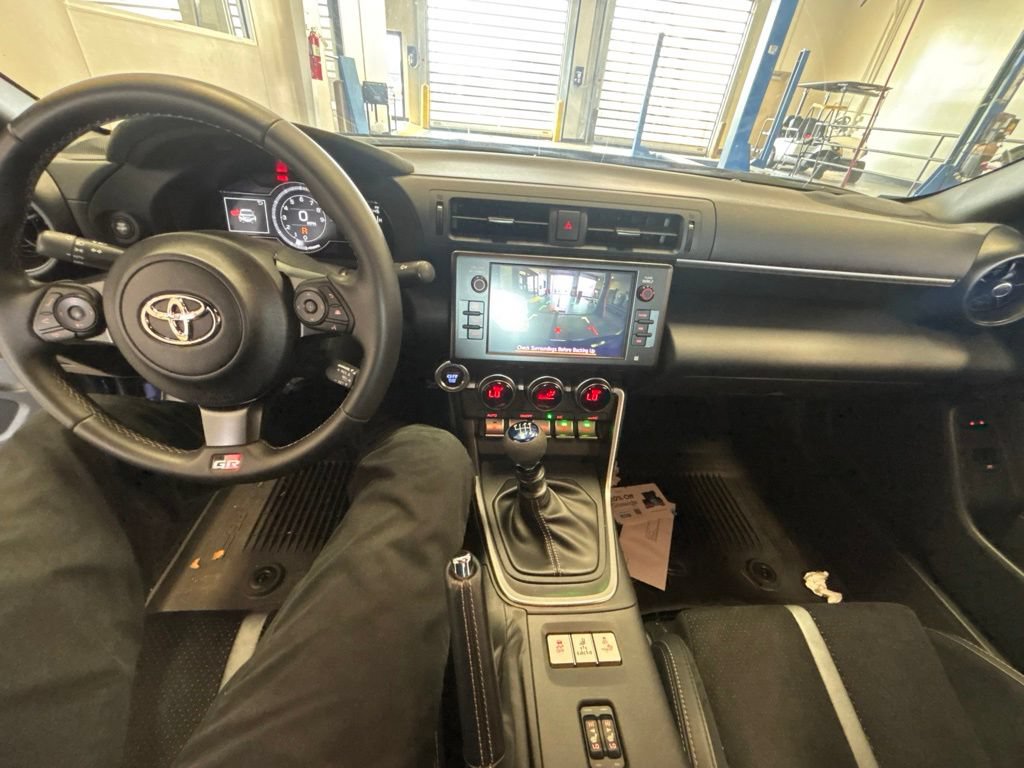 Used 2024 Toyota GR86 Premium RWD image 4