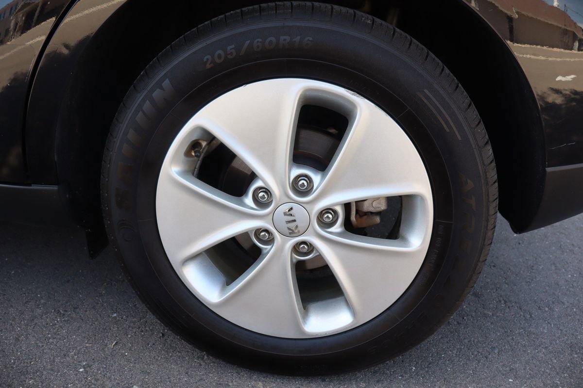 Used 2016 Kia Soul FWD image 41