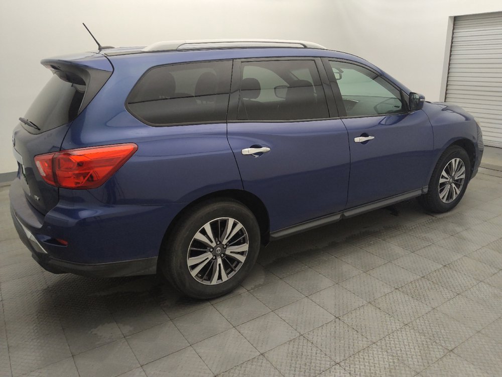 Used 2018 Nissan Pathfinder SV FWD image 10
