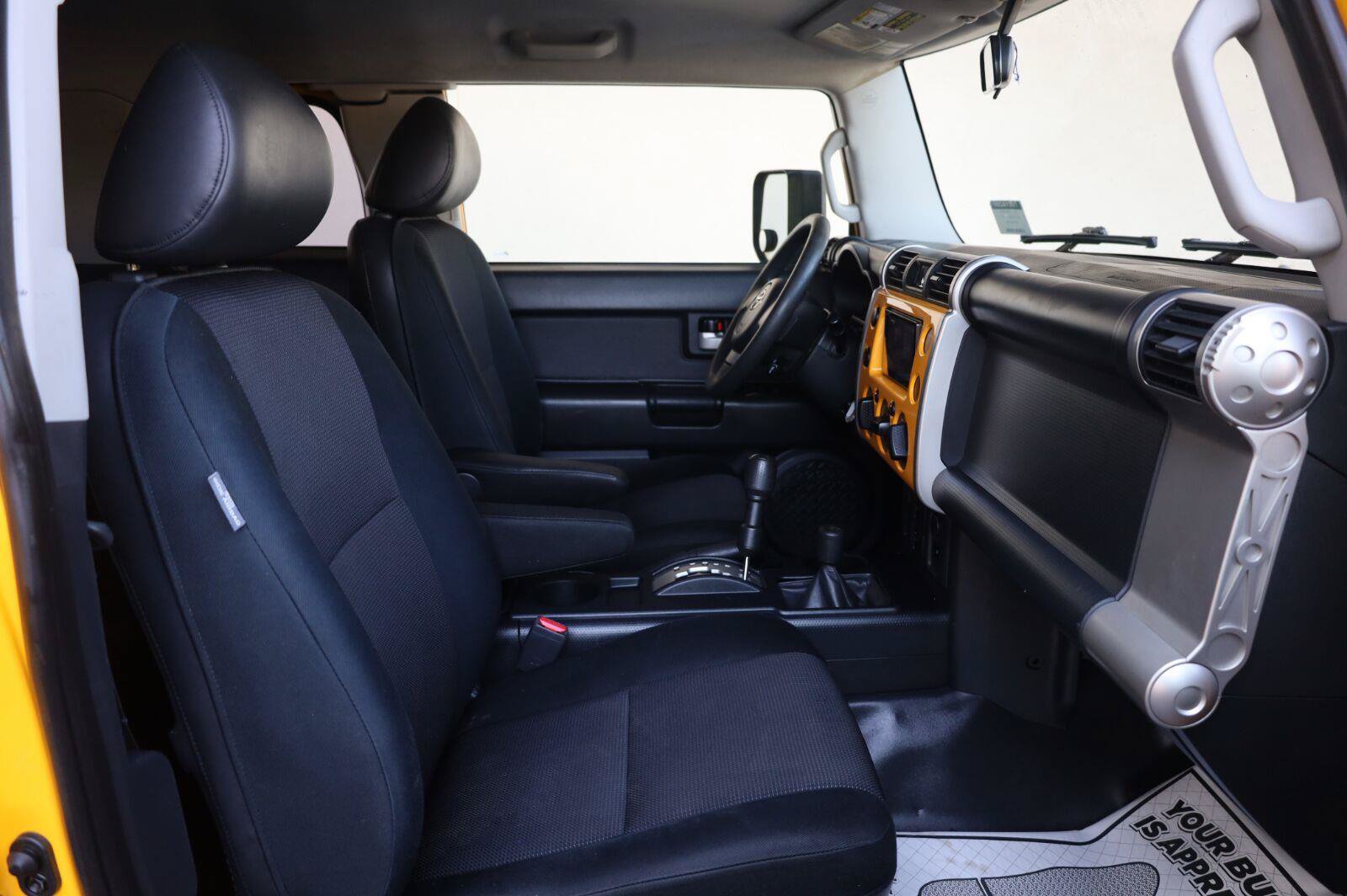 Used 2007 Toyota FJ Cruiser 4WD image 18