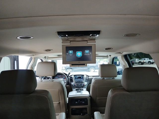Used 2018 Chevrolet Suburban LT AWD/4WD image 13