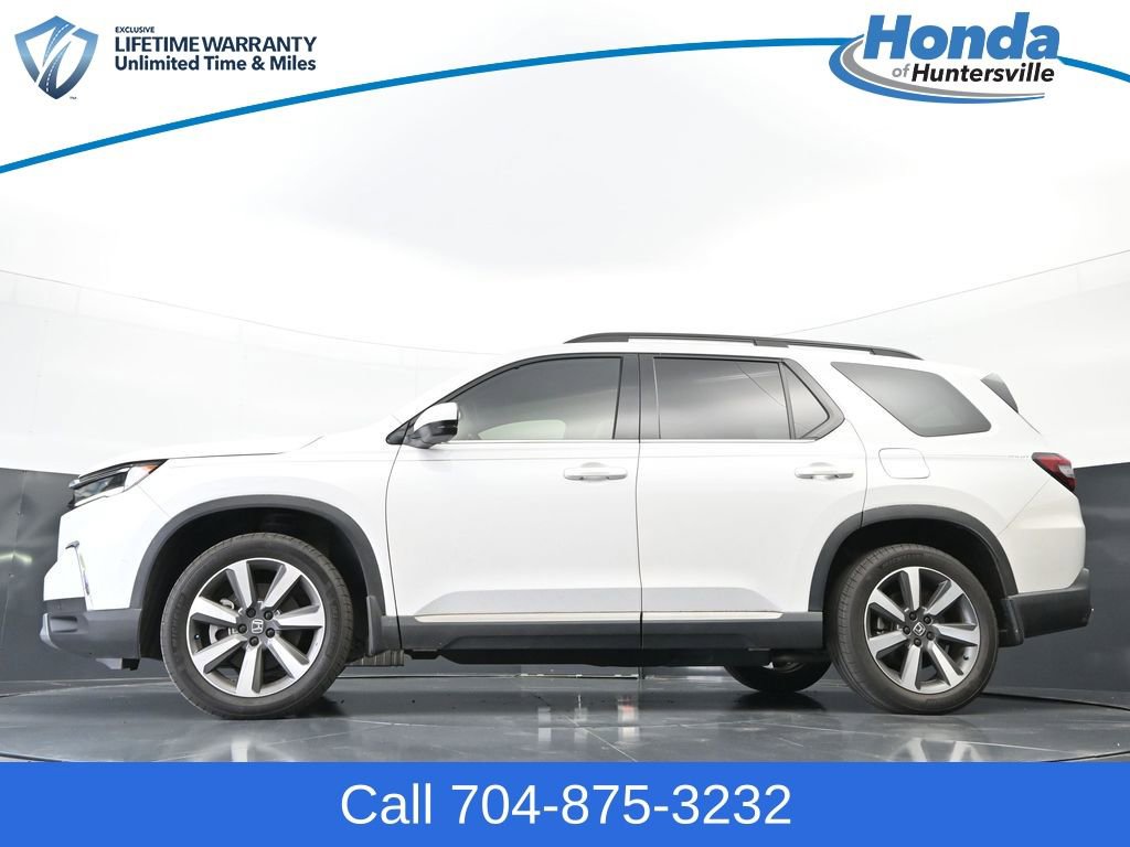 Used 2023 Honda Pilot Touring image 33