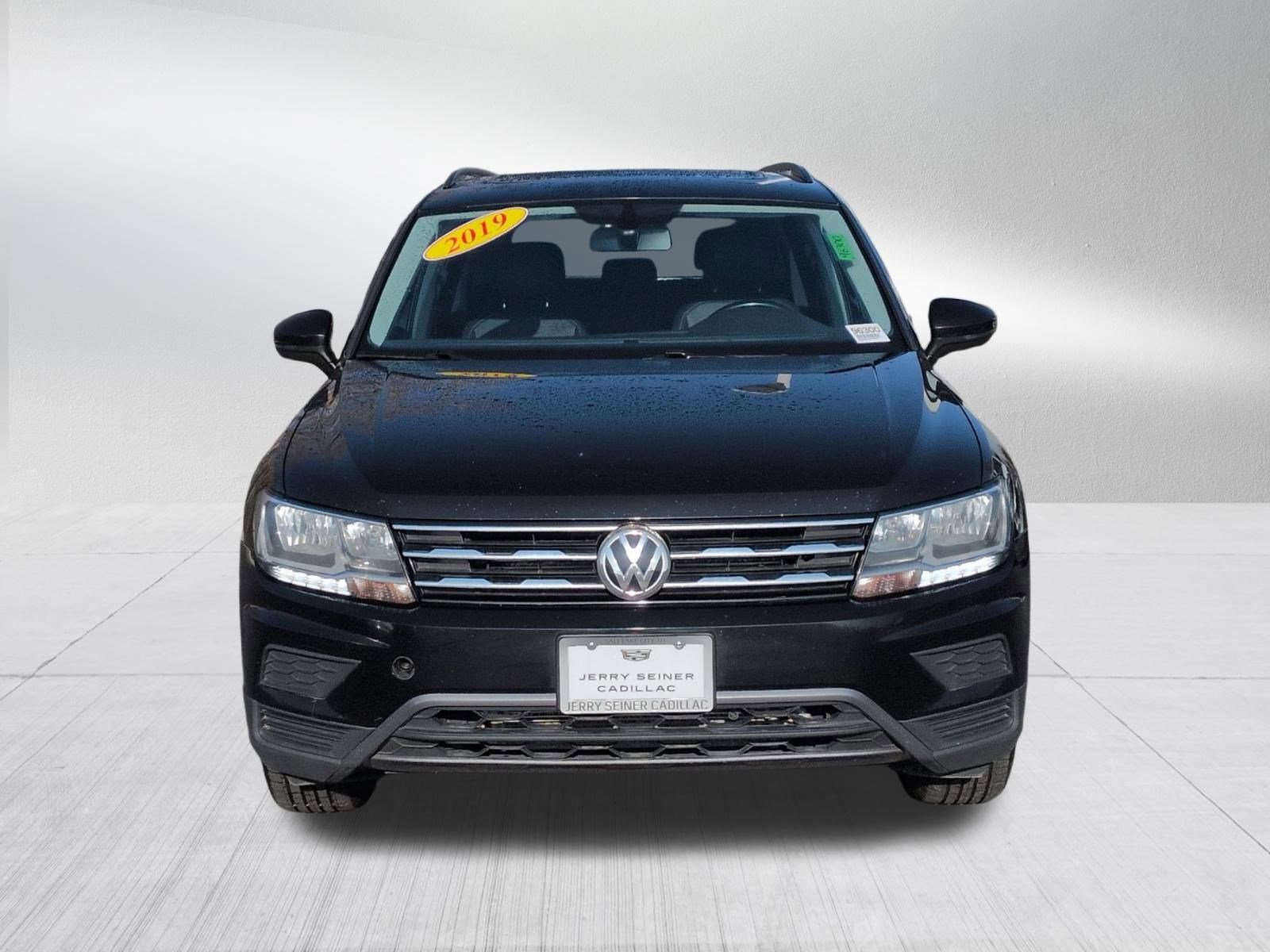 Used 2019 Volkswagen Tiguan SE image 8