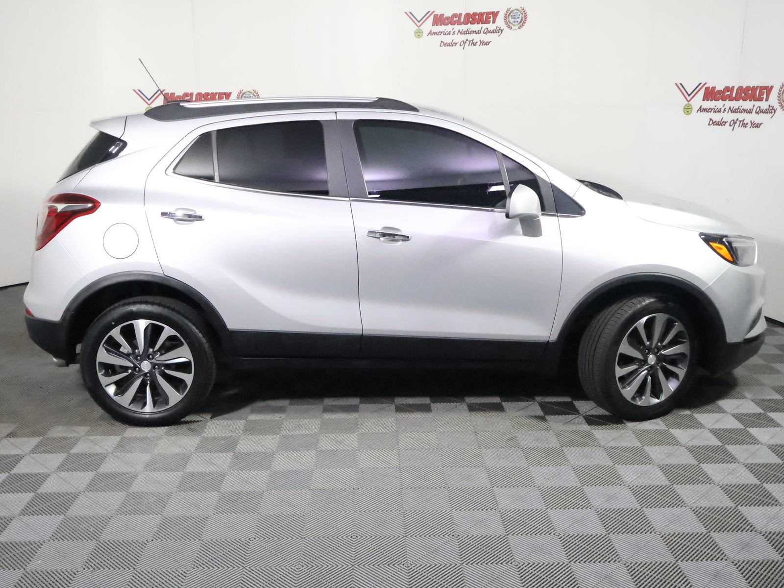 Used 2022 Buick Encore Preferred w/ Safety Package AWD/4WD image 3