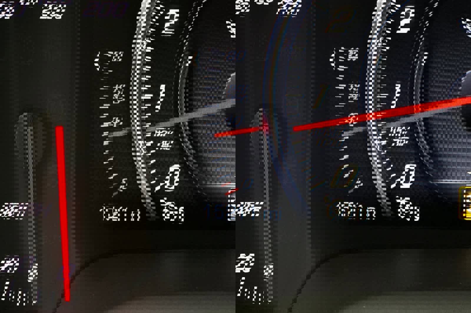 Used 2016 Chevrolet Corvette Stingray Coupe w/ 2LT Preferred Equipment Group image 24