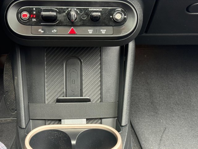 Used 2025 MINI Cooper S image 33