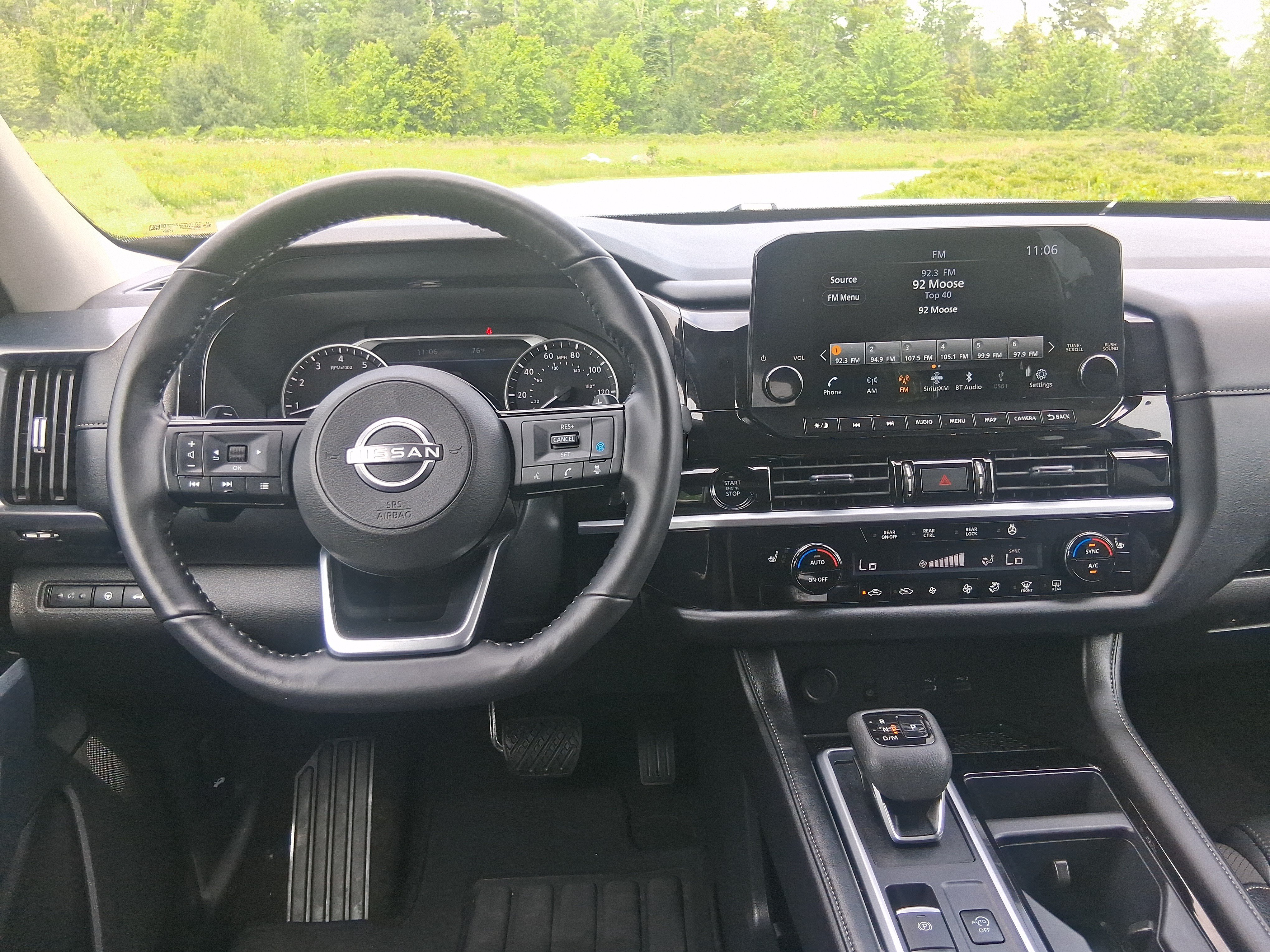 Certified 2025 Nissan Pathfinder SL AWD/4WD image 19