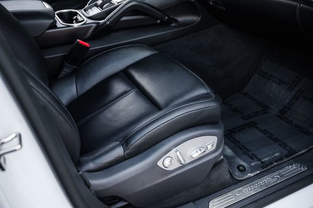 Used 2015 Porsche Cayenne S AWD/4WD image 71