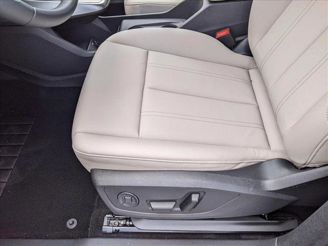 New 2025 Audi Q4 e-tron Prestige image 4