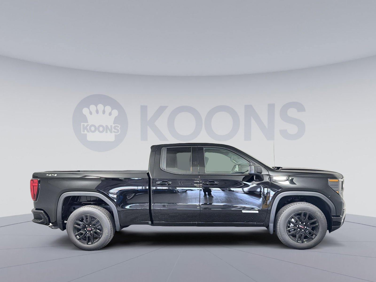 New 2026 GMC Sierra 1500 Elevation image 8