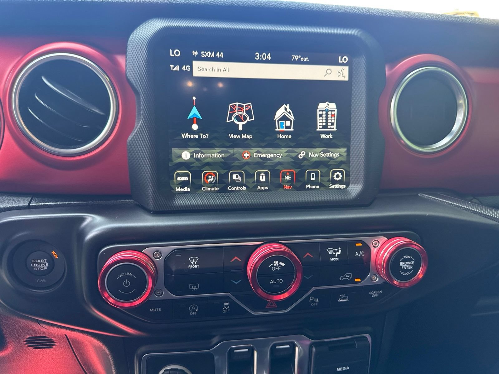 Used 2022 Jeep Wrangler Rubicon w/ LED Lighting Group AWD/4WD image 8