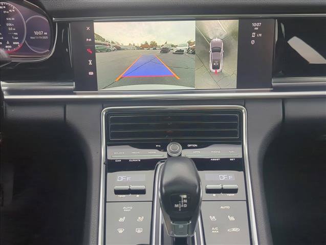 Used 2022 Porsche Panamera 4 w/ Premium Package image 18