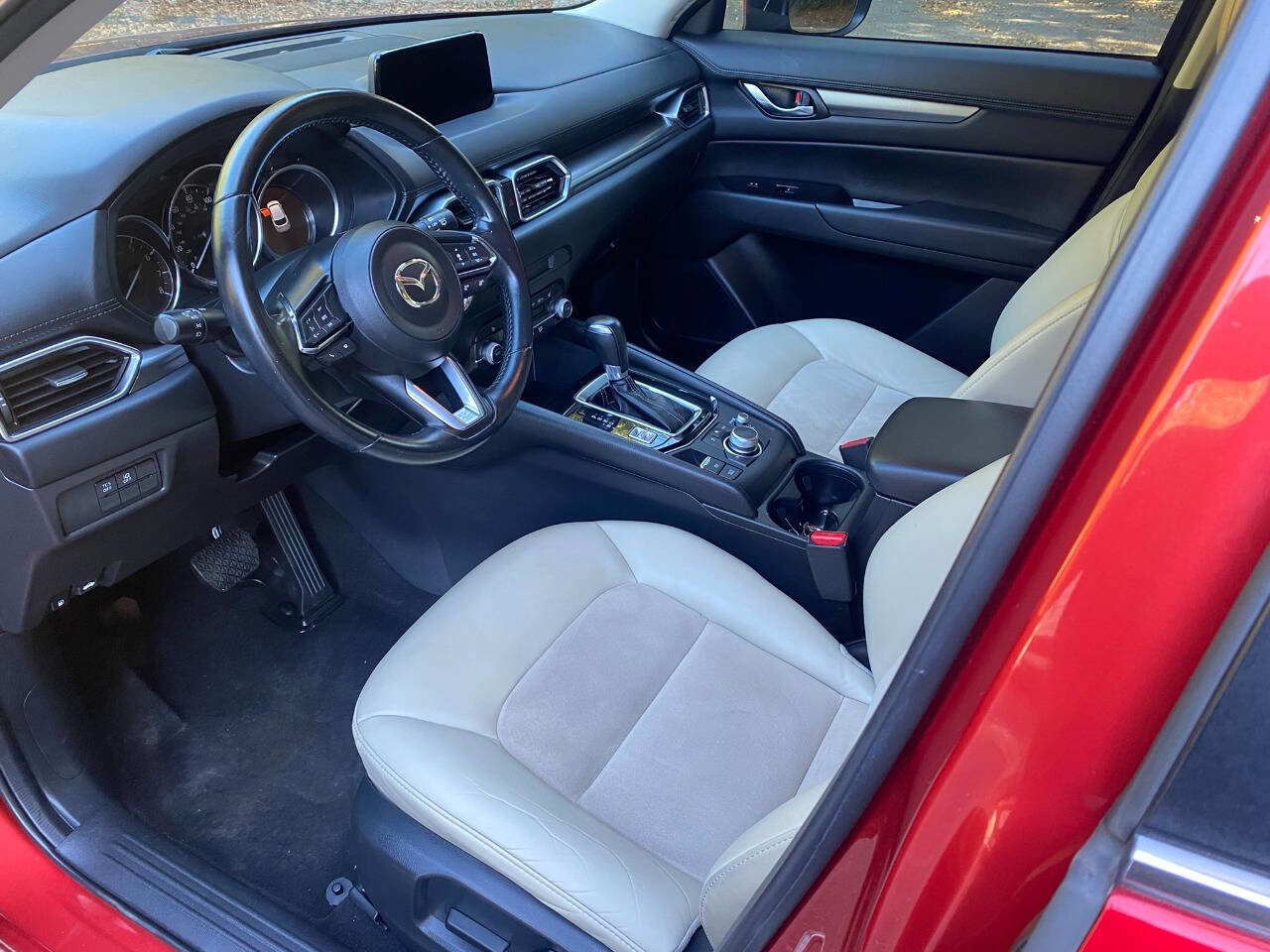 Used 2020 MAZDA CX-5 Touring image 12