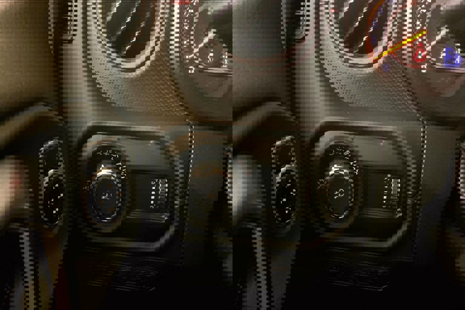 Used 2024 Jeep Wrangler Unlimited Rubicon 392 image 33