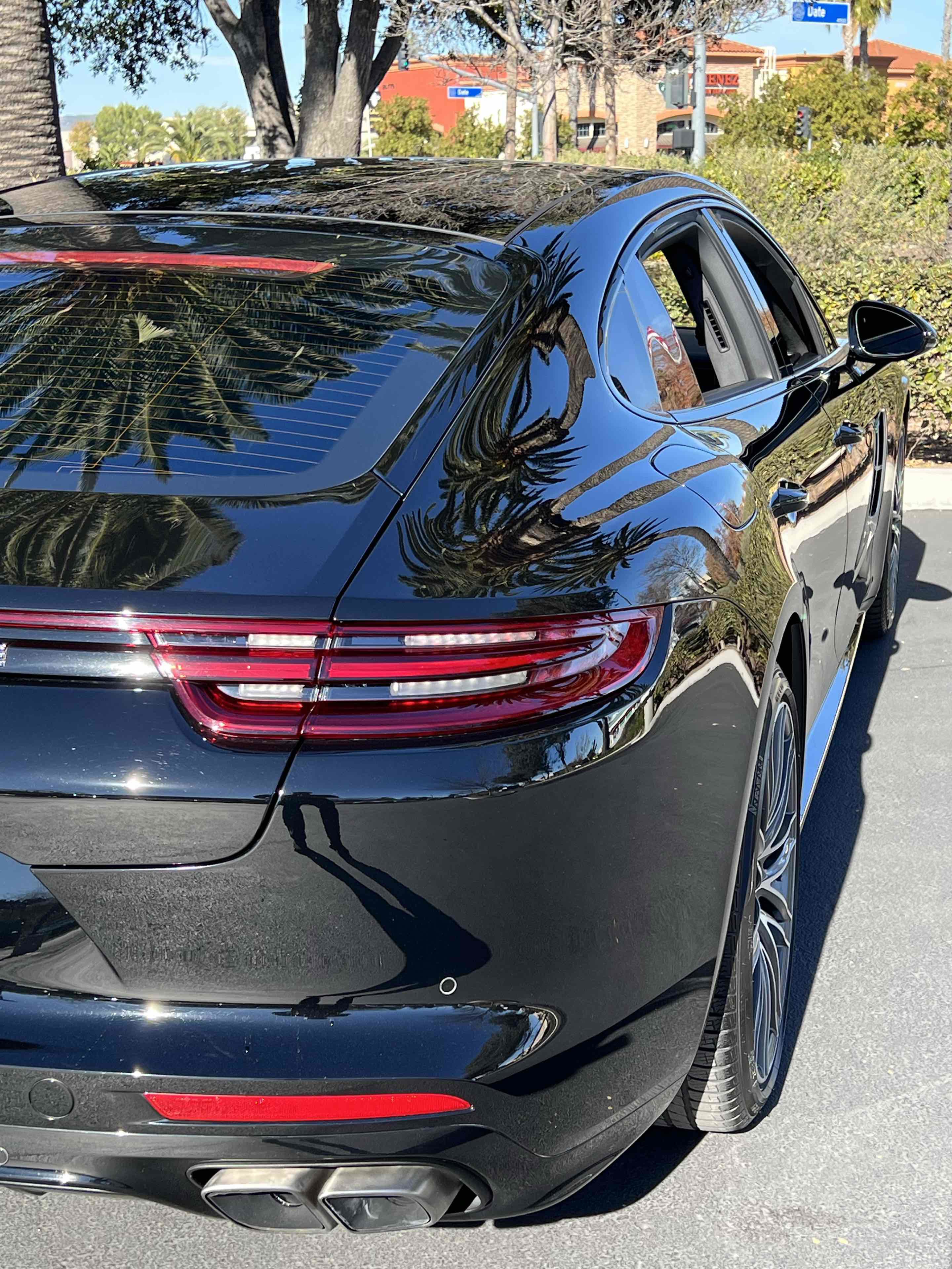 Used 2019 Porsche Panamera Turbo S Executive image 73