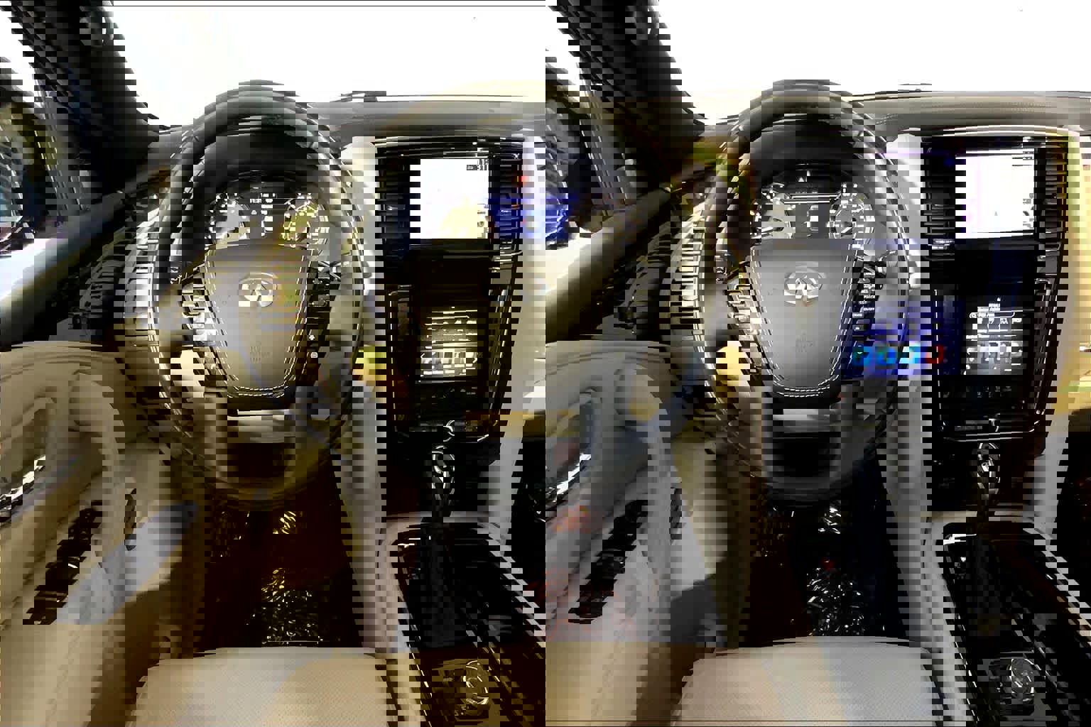 Used 2021 INFINITI QX80 Sensory w/ Cargo Package image 6