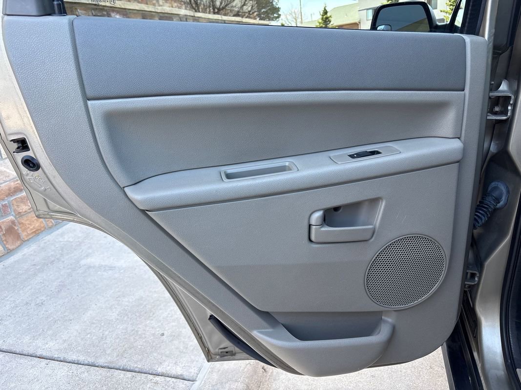 Used 2006 Jeep Grand Cherokee Laredo image 17