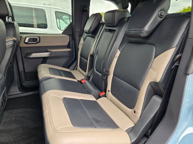 Used 2023 Ford Bronco Wildtrak AWD/4WD image 14