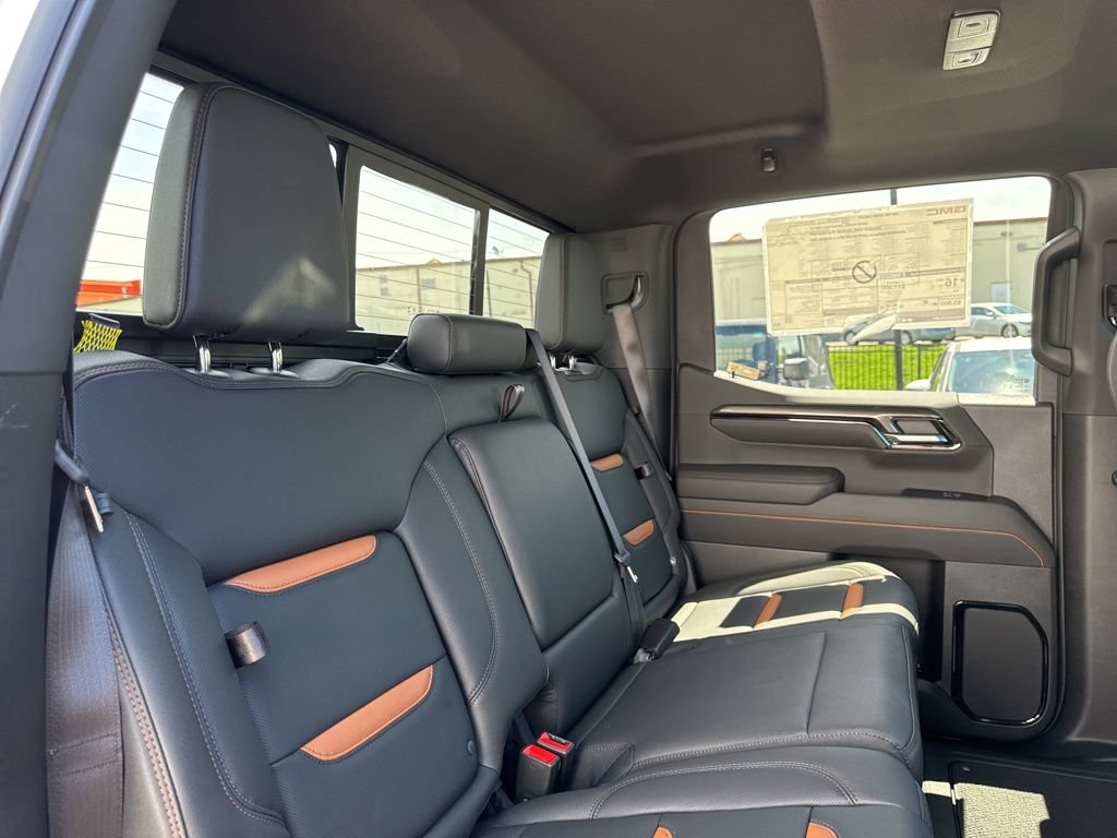 New 2026 GMC Sierra 1500 AT4 w/ AT4 Premium Package AWD/4WD image 28