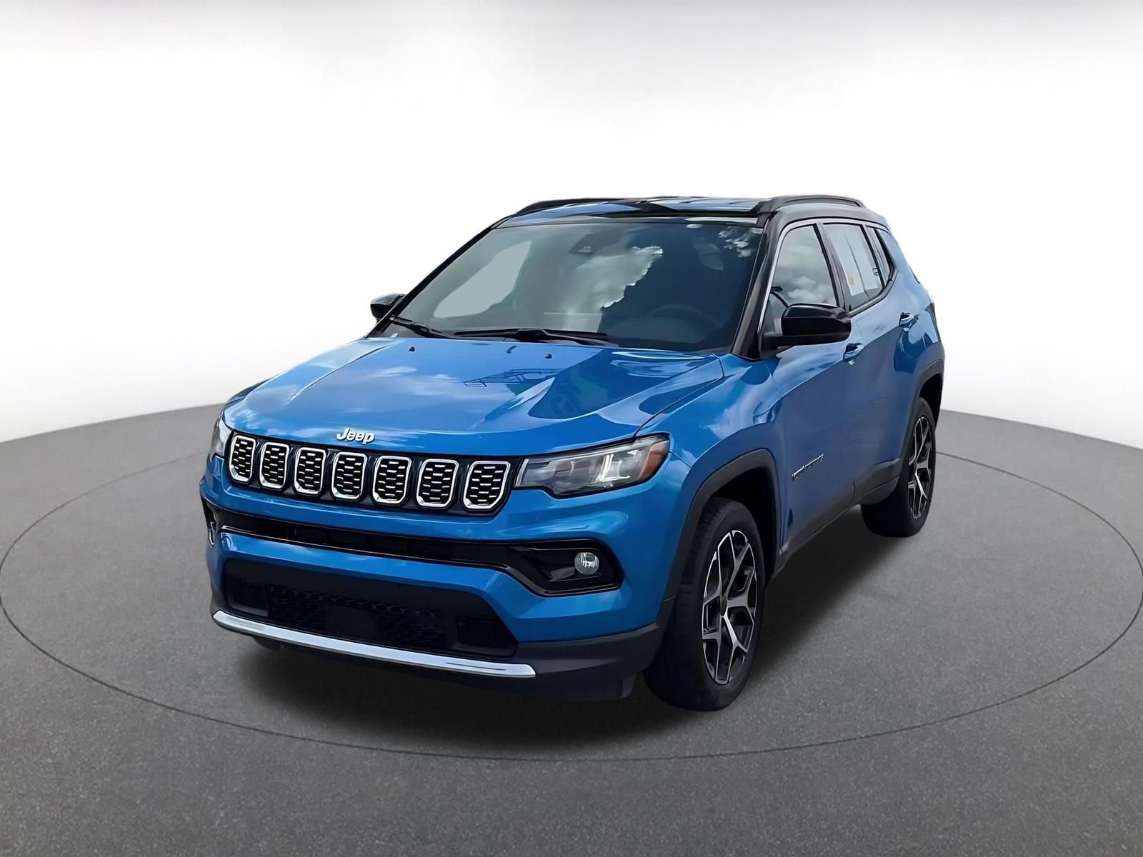 Used 2025 Jeep Compass Limited image 5