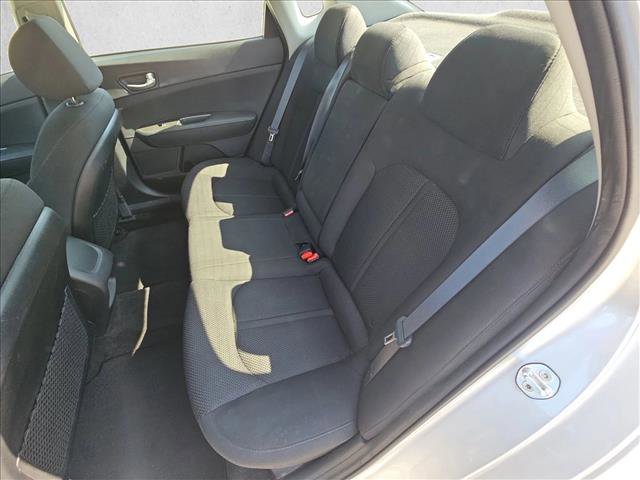 Used 2020 Kia Optima LX image 17