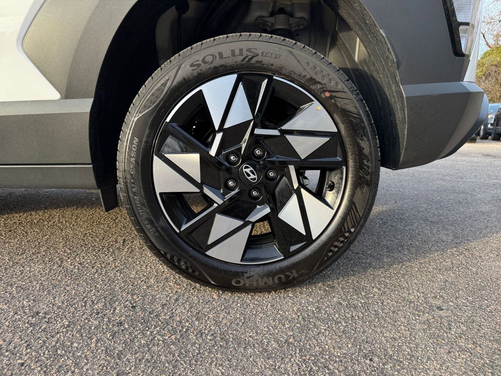 Used 2025 Hyundai Kona SEL image 25