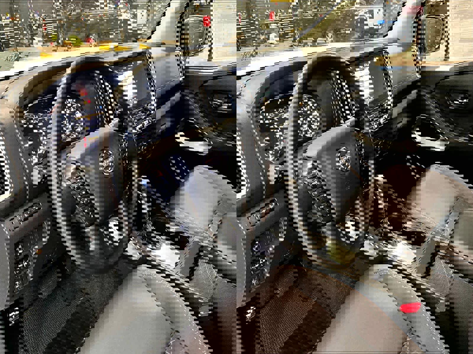 Used 2025 Nissan Frontier SV image 8