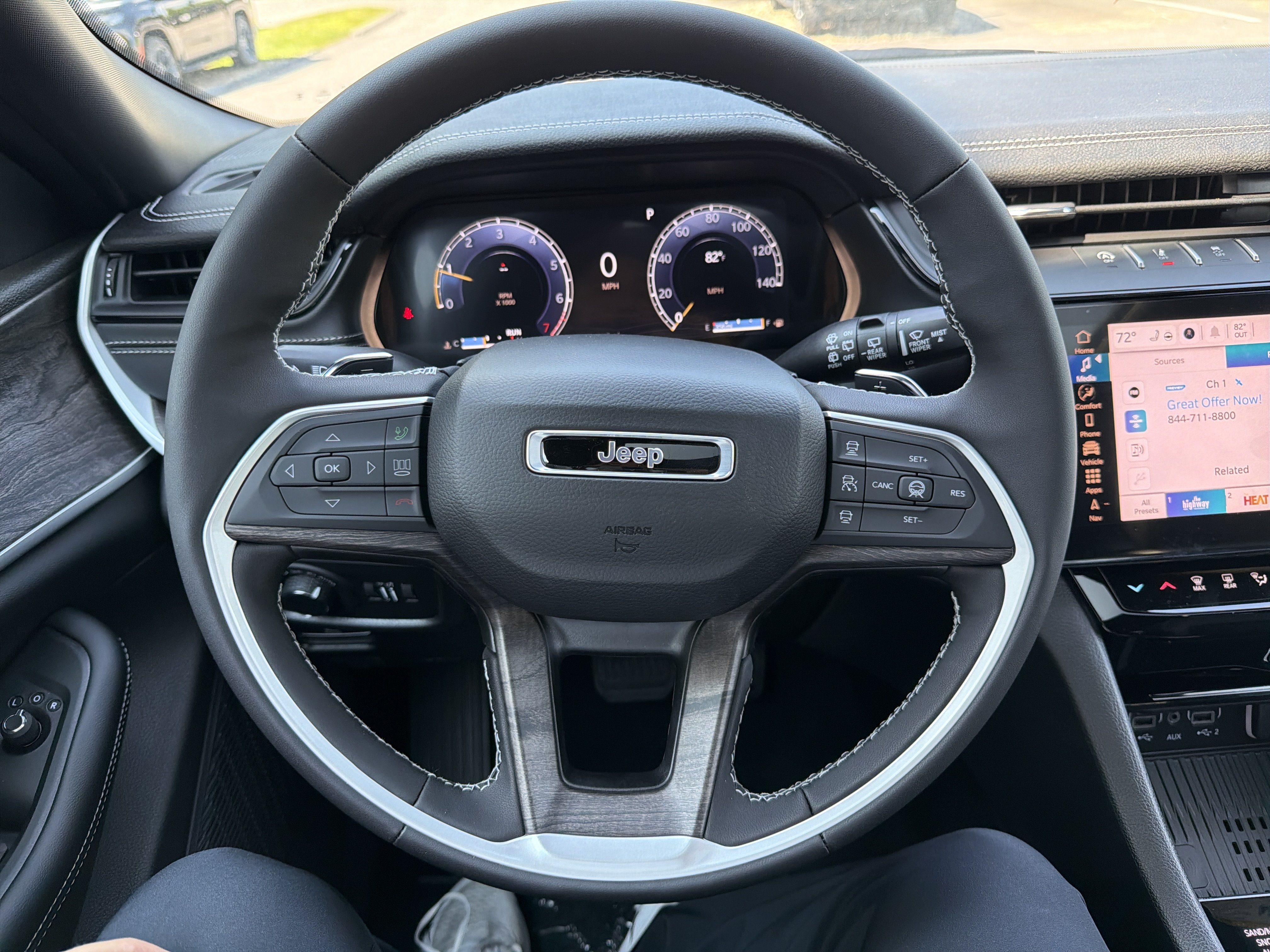New 2026 Jeep Grand Cherokee L 4WD image 17