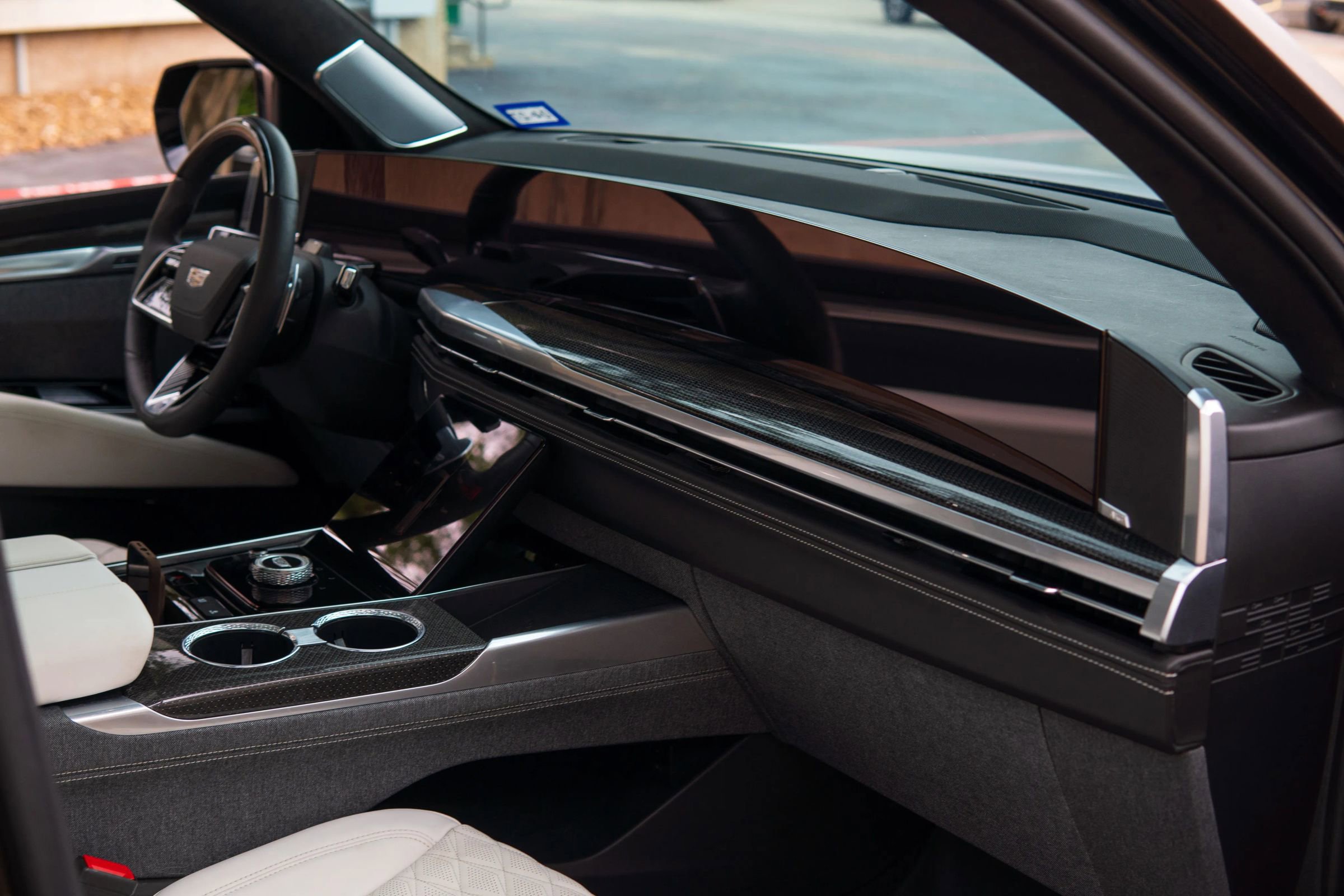 Used 2025 Cadillac Escalade V w/ LPO, Floor Liner Package image 38