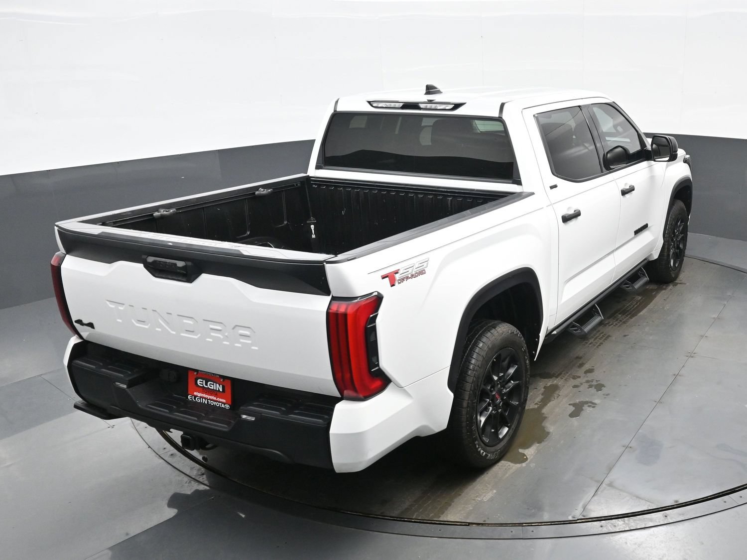 Used 2023 Toyota Tundra SR5 AWD/4WD image 38