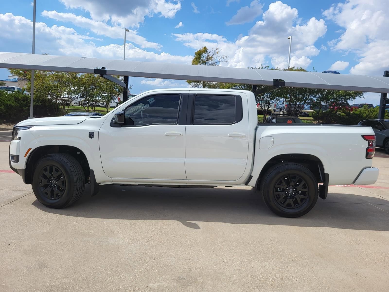 New 2026 Nissan Frontier SV image 9