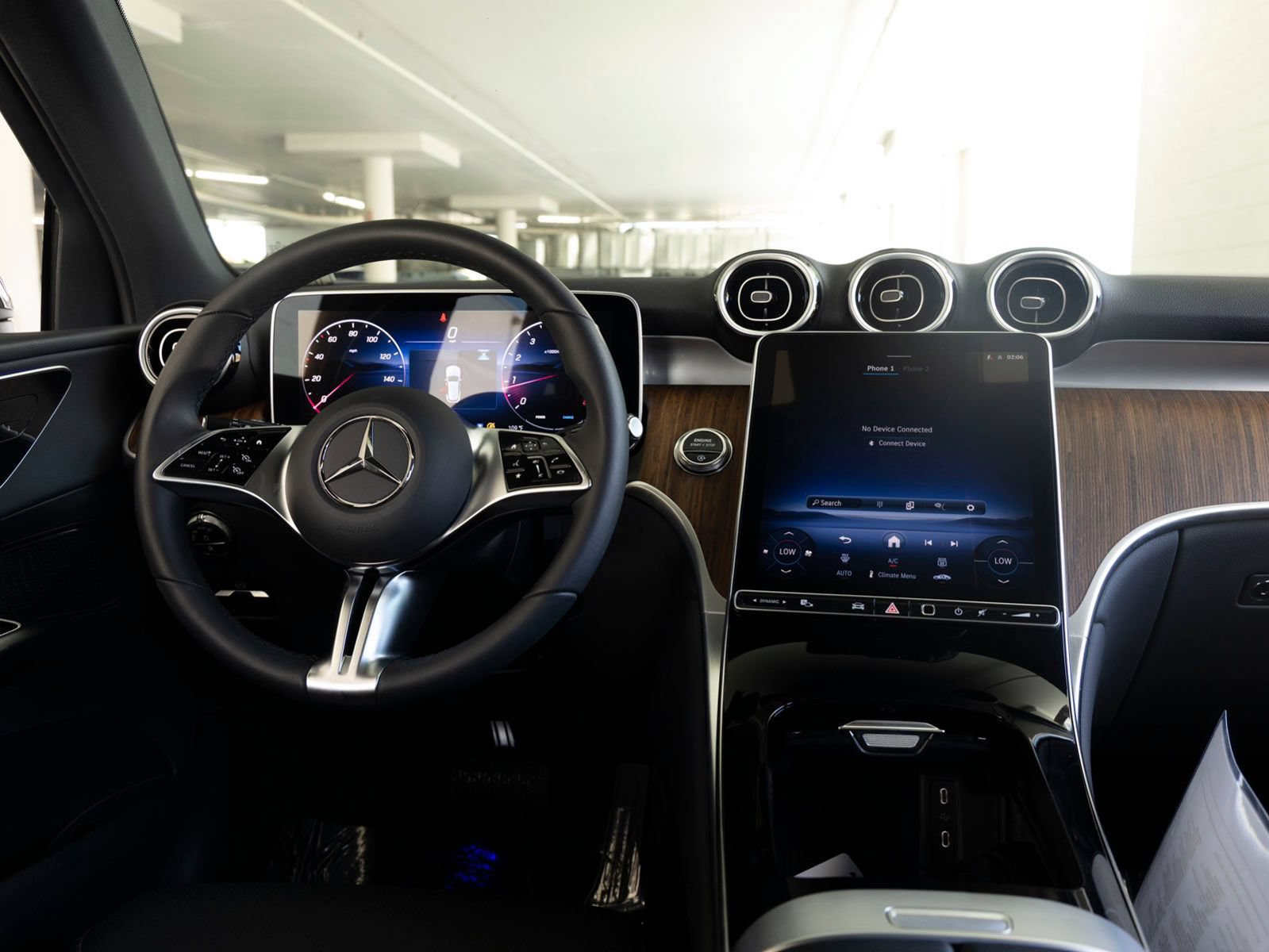 Certified 2026 Mercedes-Benz GLC 300 4MATIC image 17