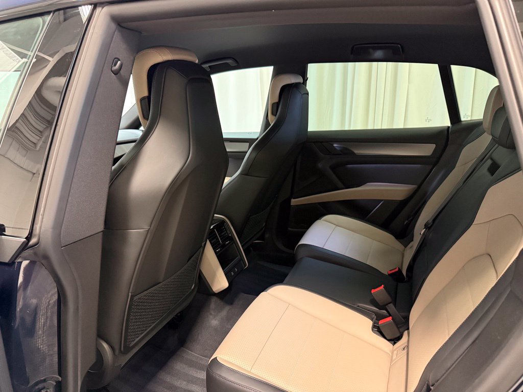 New 2026 Porsche Cayenne Electric AWD/4WD image 28