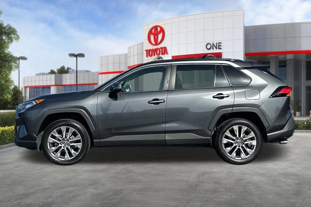 Certified 2020 Toyota RAV4 Limited FWD image 9