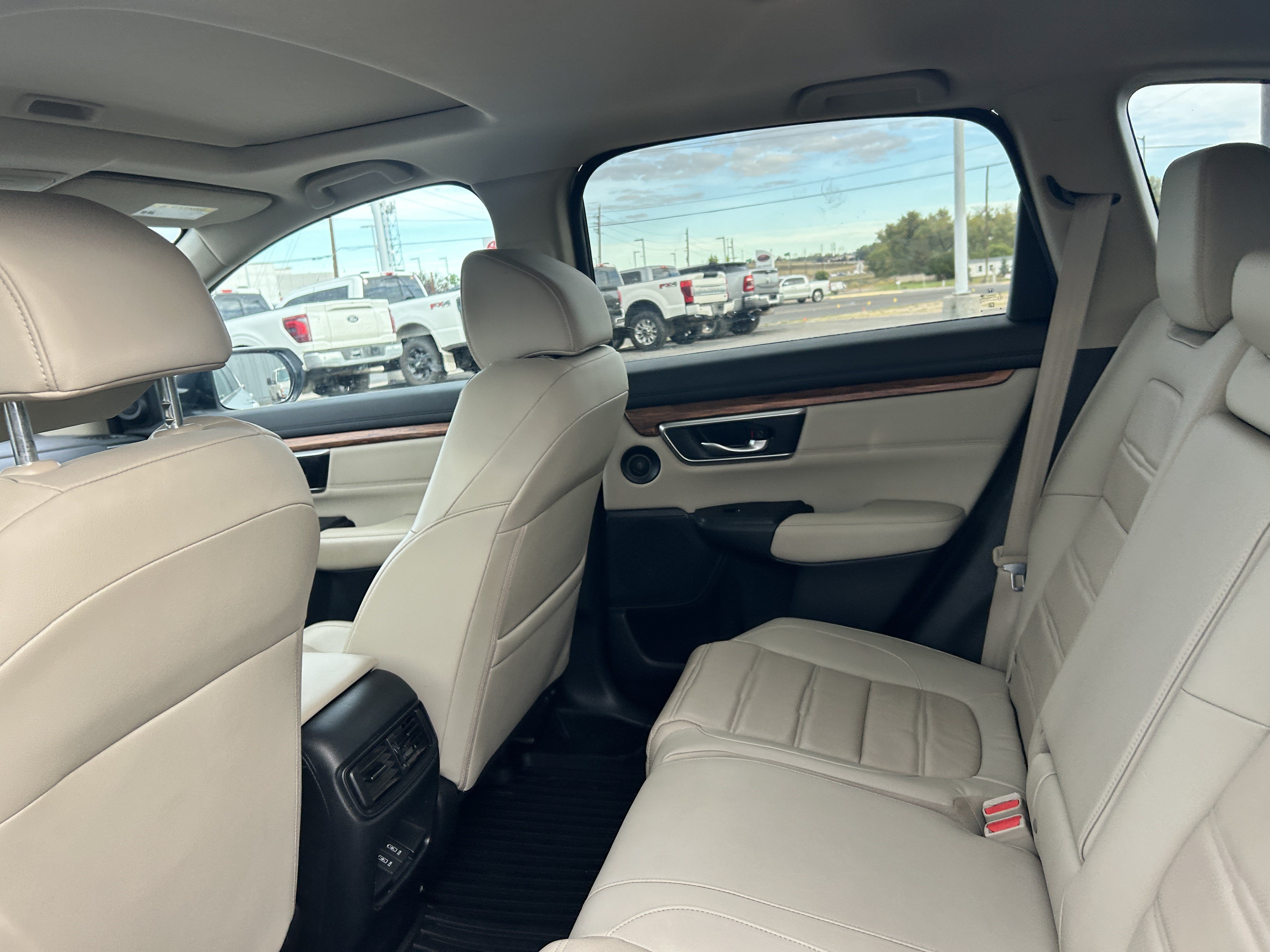 Used 2022 Honda CR-V EX-L image 11