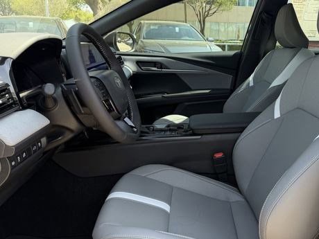 New 2026 Toyota Camry SE image 22