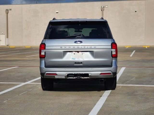 Used 2024 Ford Expedition XLT image 6