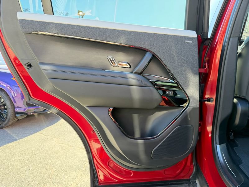 Used 2023 Land Rover Range Rover Sport SE Dynamic image 14