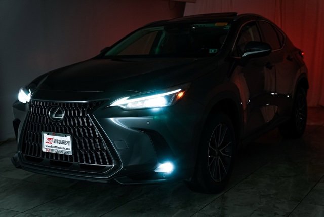 Used 2023 Lexus NX 350 AWD w/ Premium Package image 39