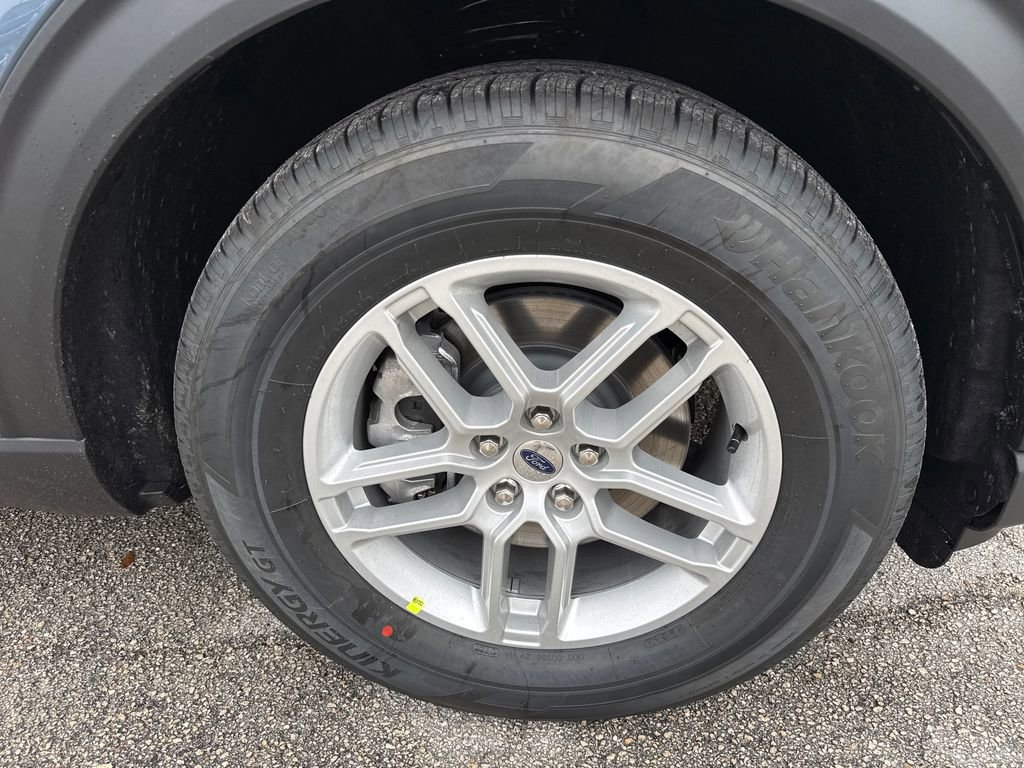 New 2026 Ford Explorer Active w/ Active Comfort Package image 11
